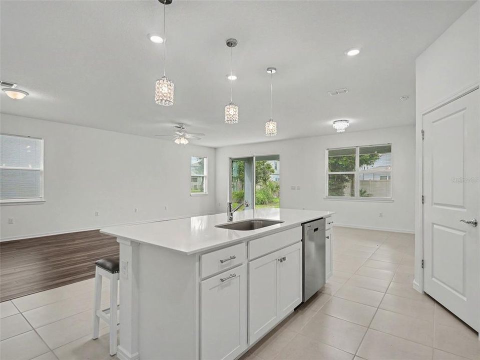 For Sale: $449,000 (4 beds, 3 baths, 2232 Square Feet)
