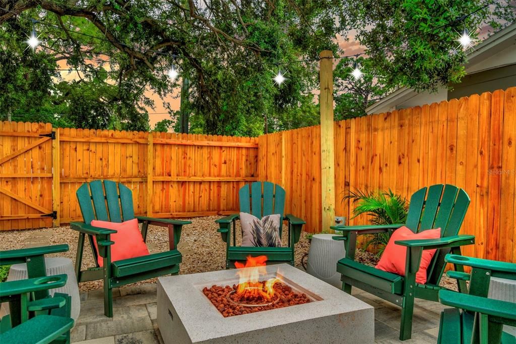 For Sale: $649,000 (4 beds, 3 baths, 2013 Square Feet)