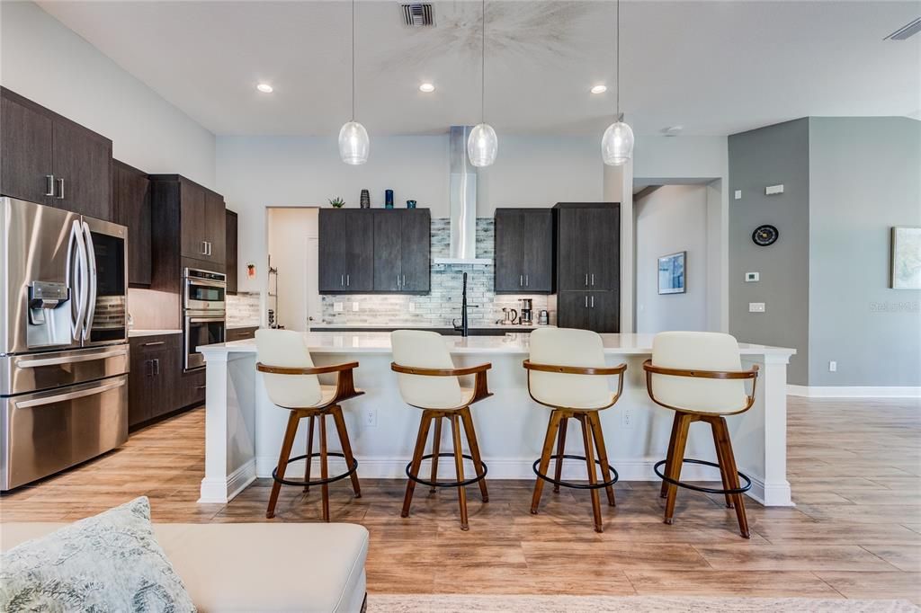 For Sale: $825,000 (4 beds, 3 baths, 2555 Square Feet)