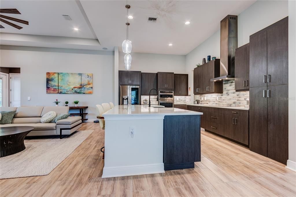 For Sale: $825,000 (4 beds, 3 baths, 2555 Square Feet)