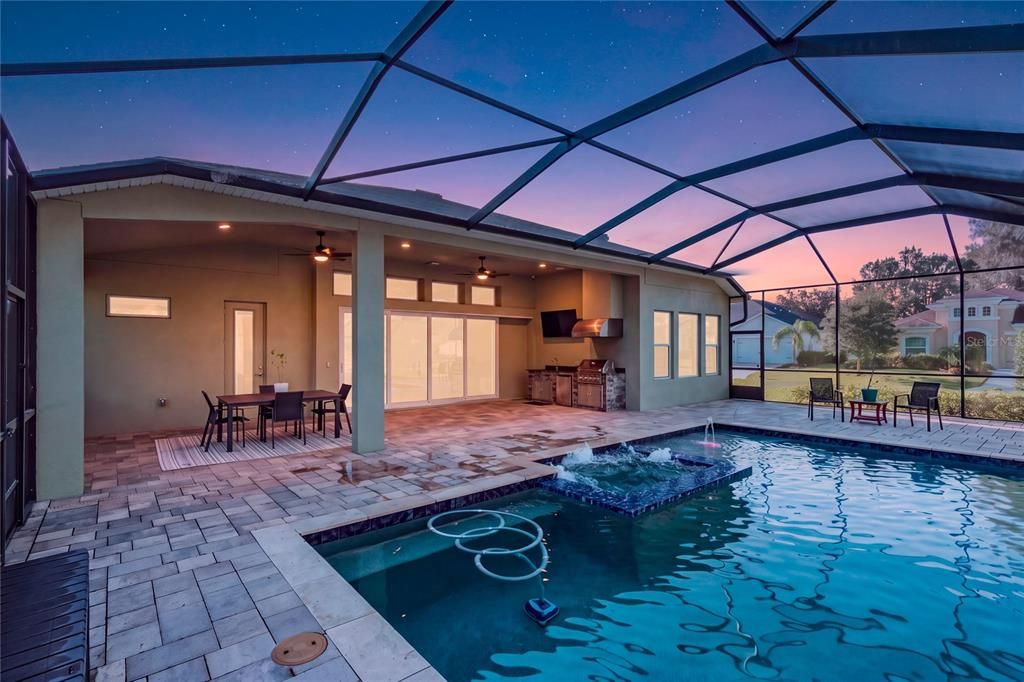 For Sale: $825,000 (4 beds, 3 baths, 2555 Square Feet)