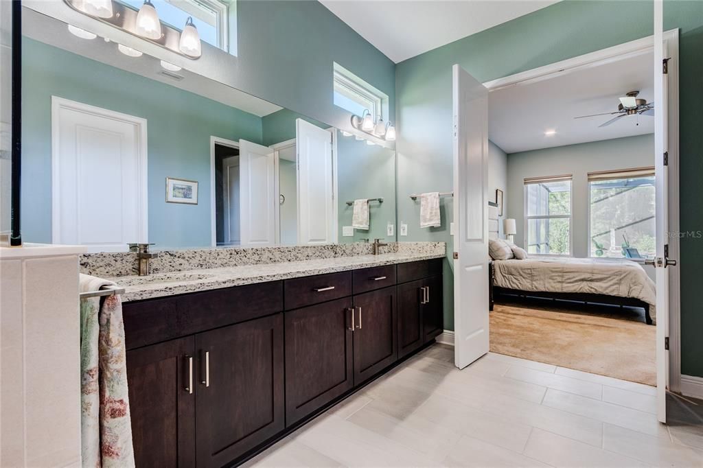 For Sale: $825,000 (4 beds, 3 baths, 2555 Square Feet)