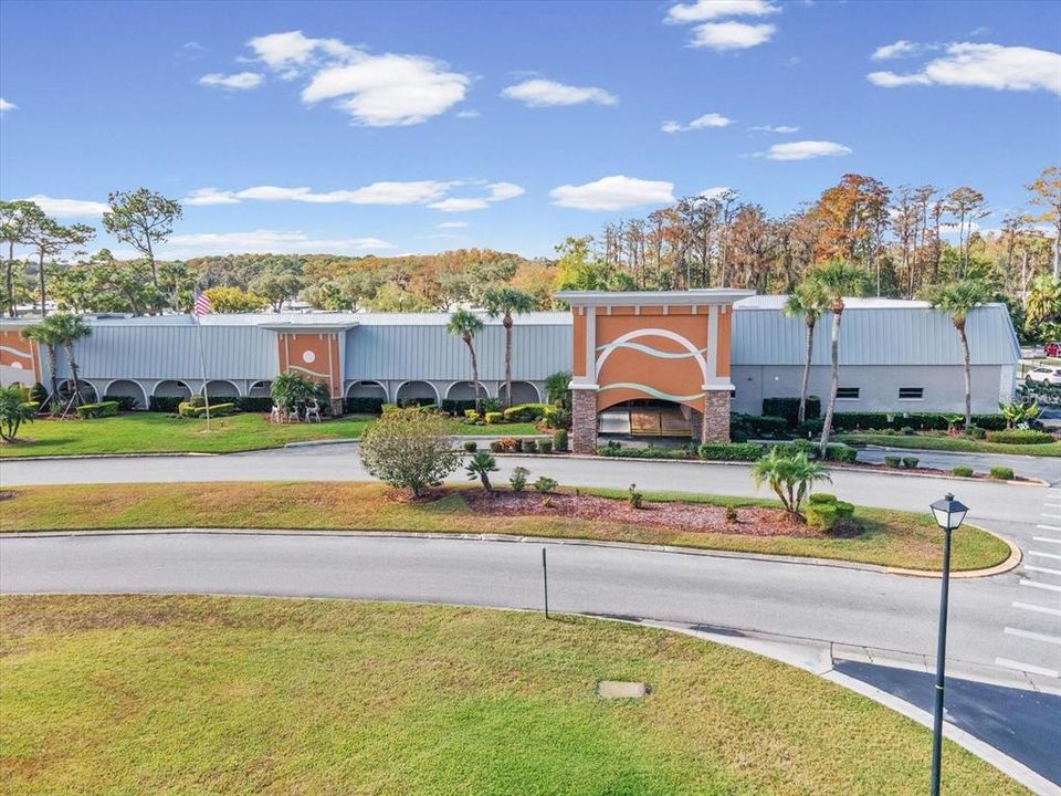 На продажу: $255,999 (2 спален, 2 ванн, 1228 Квадратных фут)
