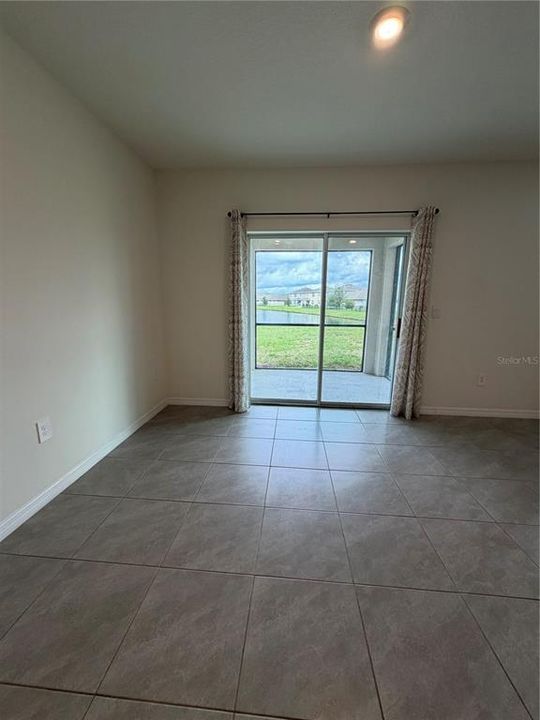 En Renta: $3,300 (5 camas, 3 baños, 2605 Pies cuadrados)