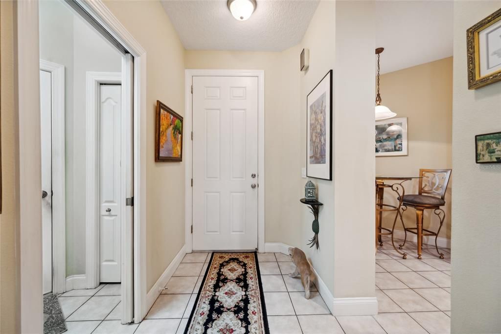 En Venta: $449,000 (3 camas, 2 baños, 2066 Pies cuadrados)