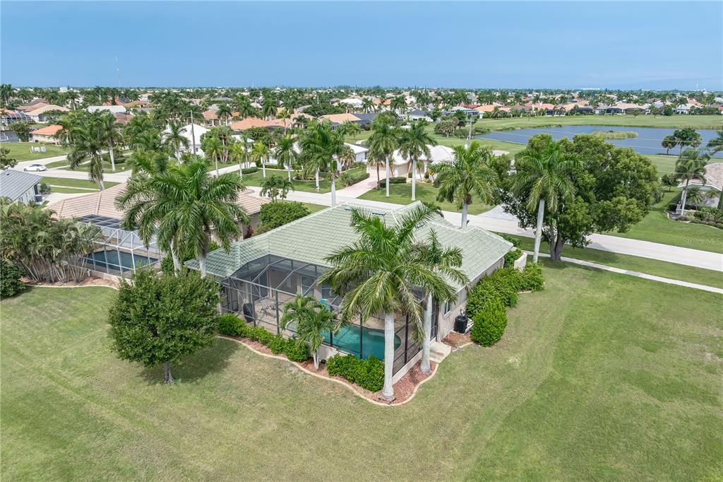 En Venta: $640,000 (3 camas, 2 baños, 2189 Pies cuadrados)