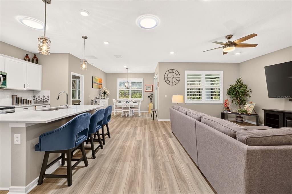 For Sale: $434,900 (3 beds, 2 baths, 1697 Square Feet)
