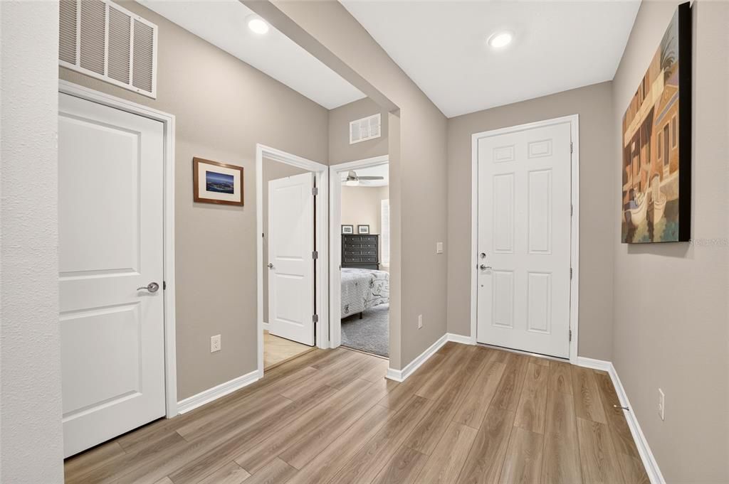For Sale: $434,900 (3 beds, 2 baths, 1697 Square Feet)