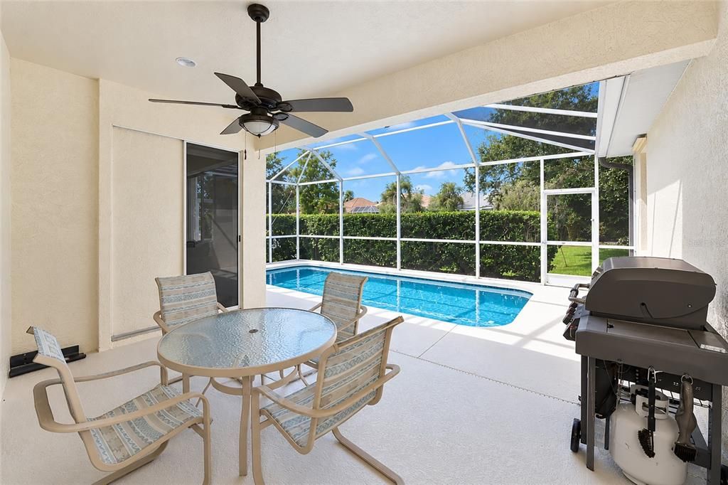 For Sale: $674,000 (4 beds, 2 baths, 2638 Square Feet)