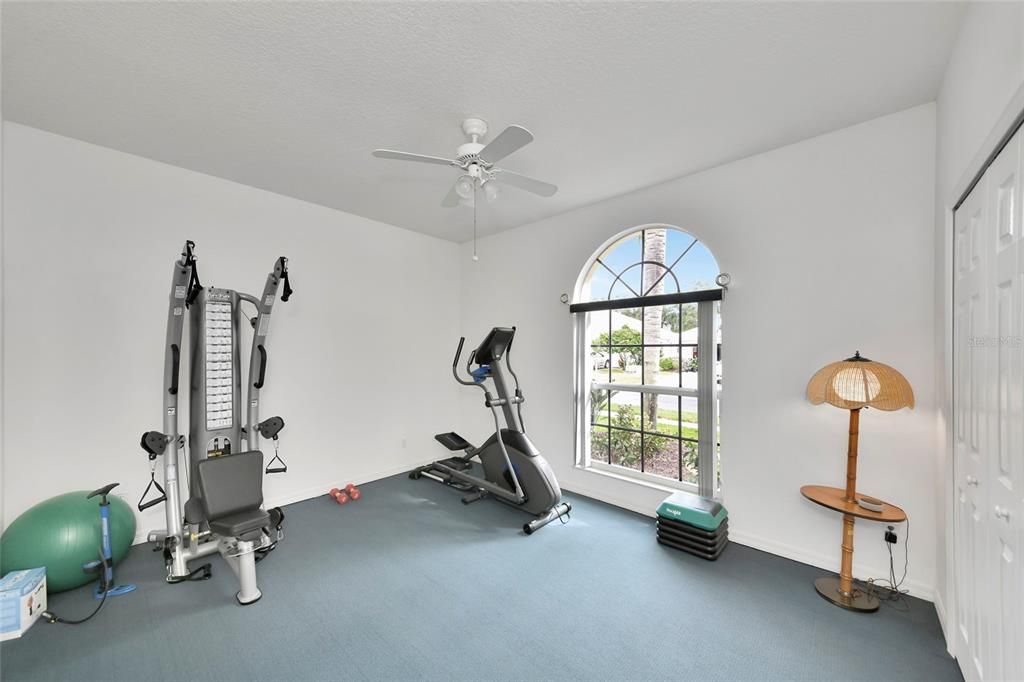For Sale: $674,000 (4 beds, 2 baths, 2638 Square Feet)
