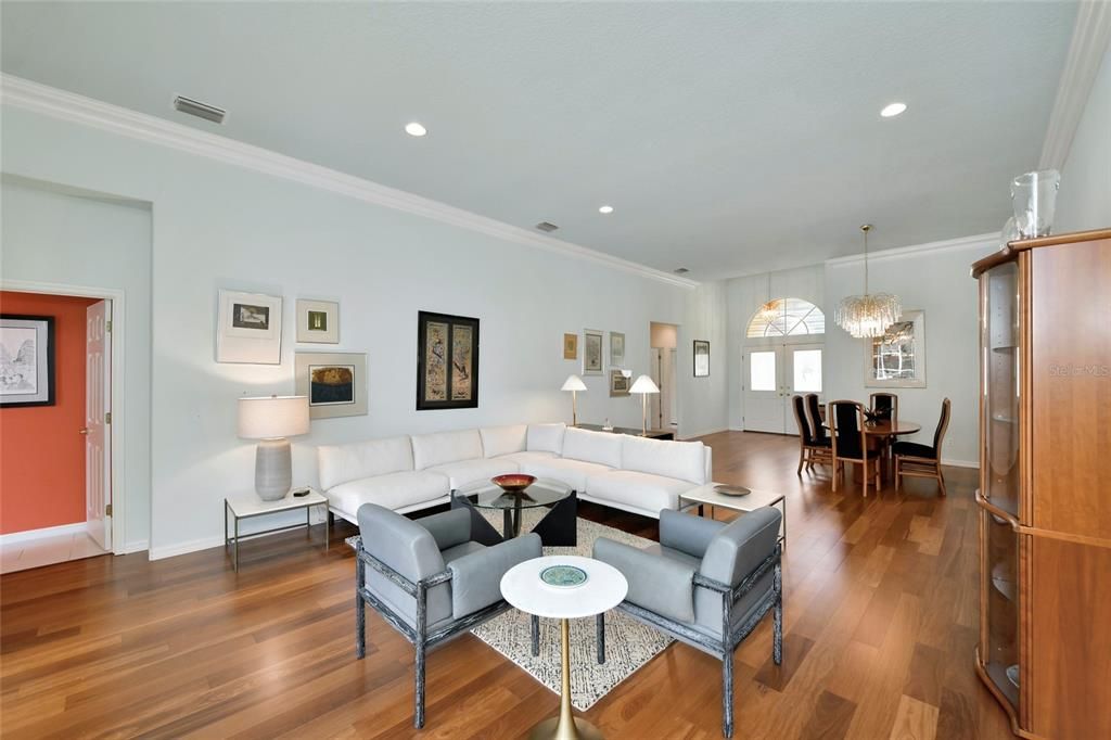 For Sale: $674,000 (4 beds, 2 baths, 2638 Square Feet)