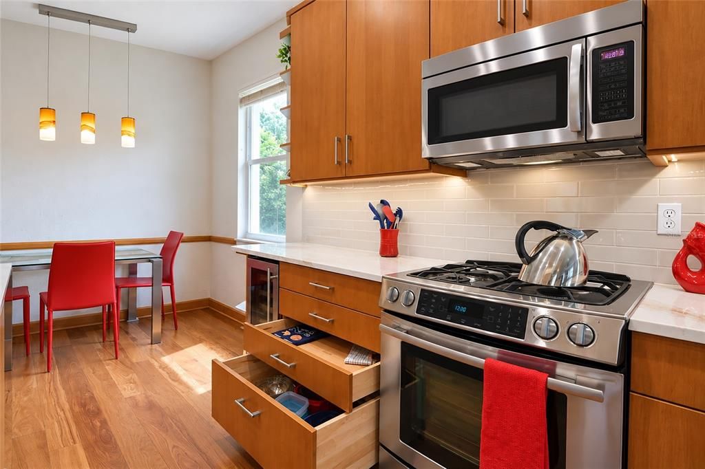 For Sale: $674,000 (4 beds, 2 baths, 2638 Square Feet)