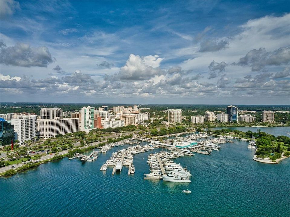 For Sale: $674,000 (4 beds, 2 baths, 2638 Square Feet)