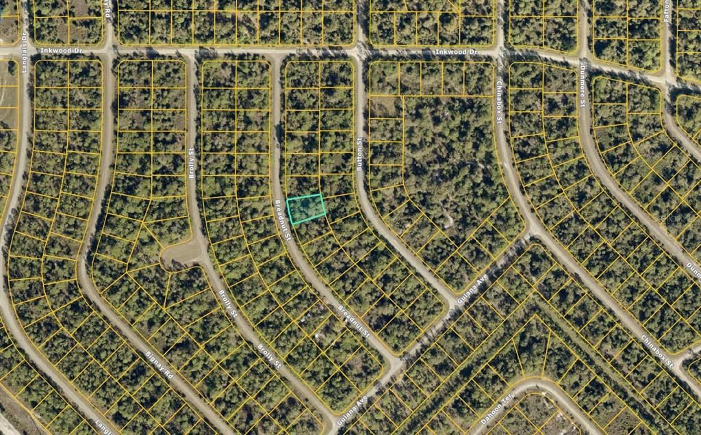 En Venta: $10,900 (0.27 acres)