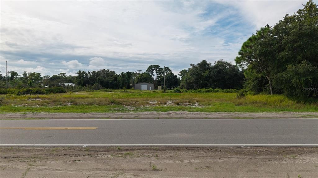 На продажу: $17,500 (0.25 acres)