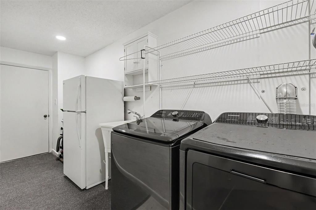 For Sale: $275,000 (3 beds, 2 baths, 1542 Square Feet)