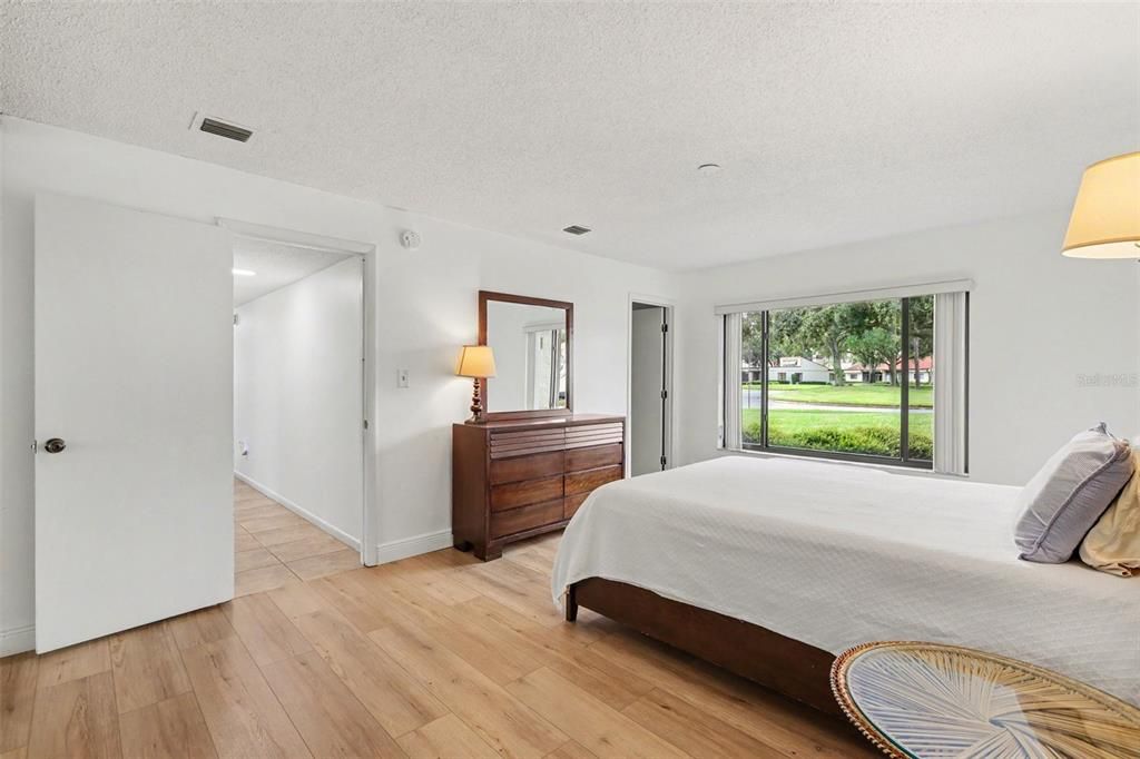 For Sale: $275,000 (3 beds, 2 baths, 1542 Square Feet)