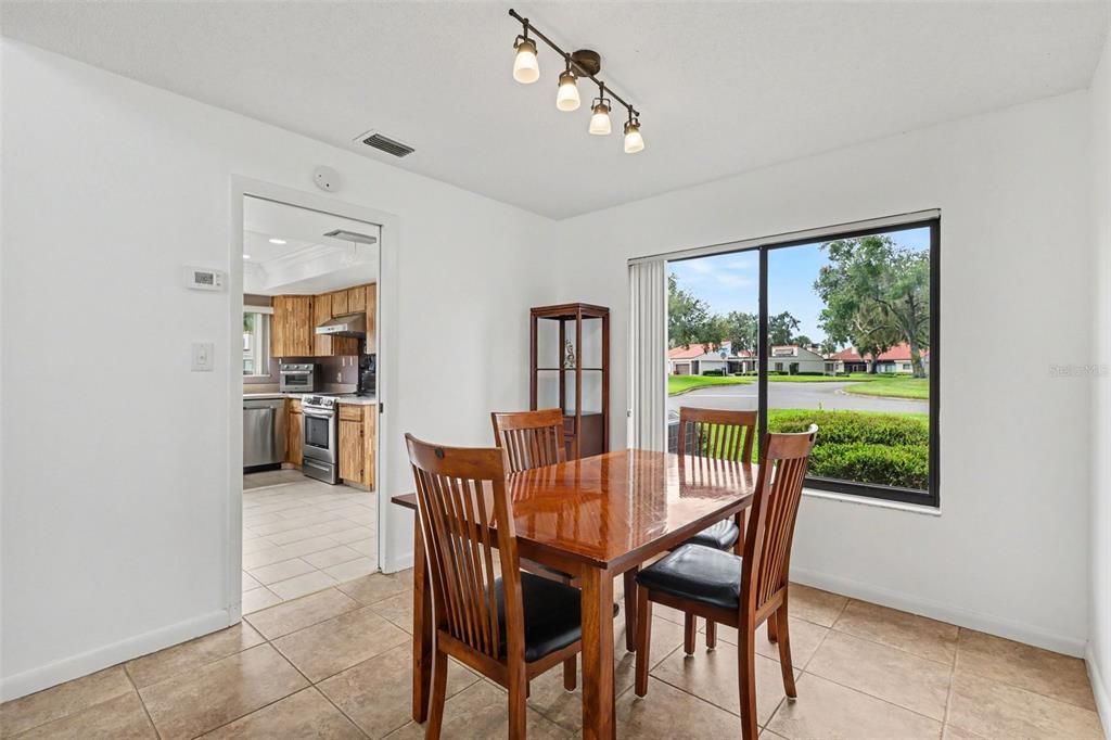 For Sale: $275,000 (3 beds, 2 baths, 1542 Square Feet)