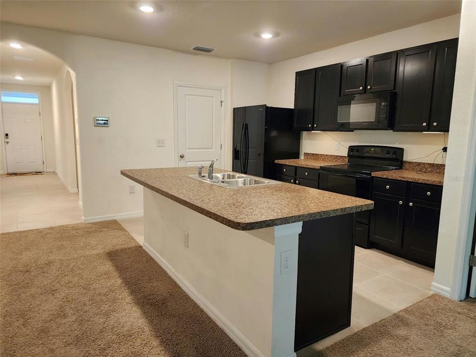 En Venta: $275,000 (3 camas, 2 baños, 1670 Pies cuadrados)