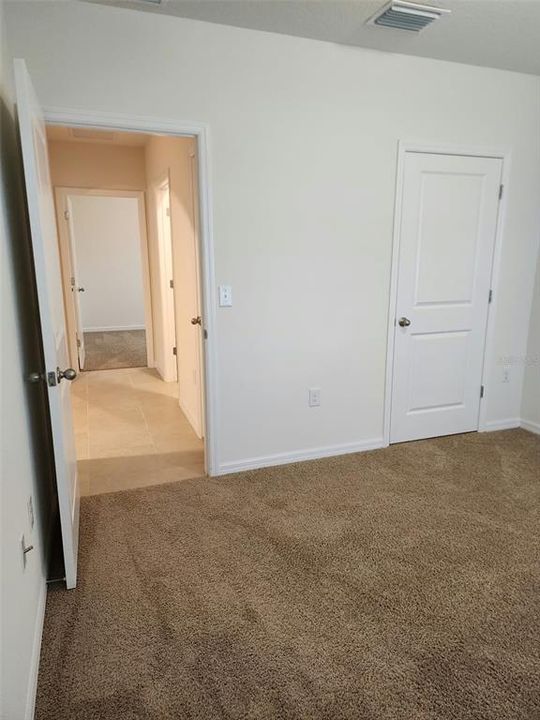 En Venta: $275,000 (3 camas, 2 baños, 1670 Pies cuadrados)