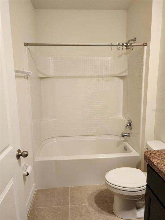 En Venta: $275,000 (3 camas, 2 baños, 1670 Pies cuadrados)