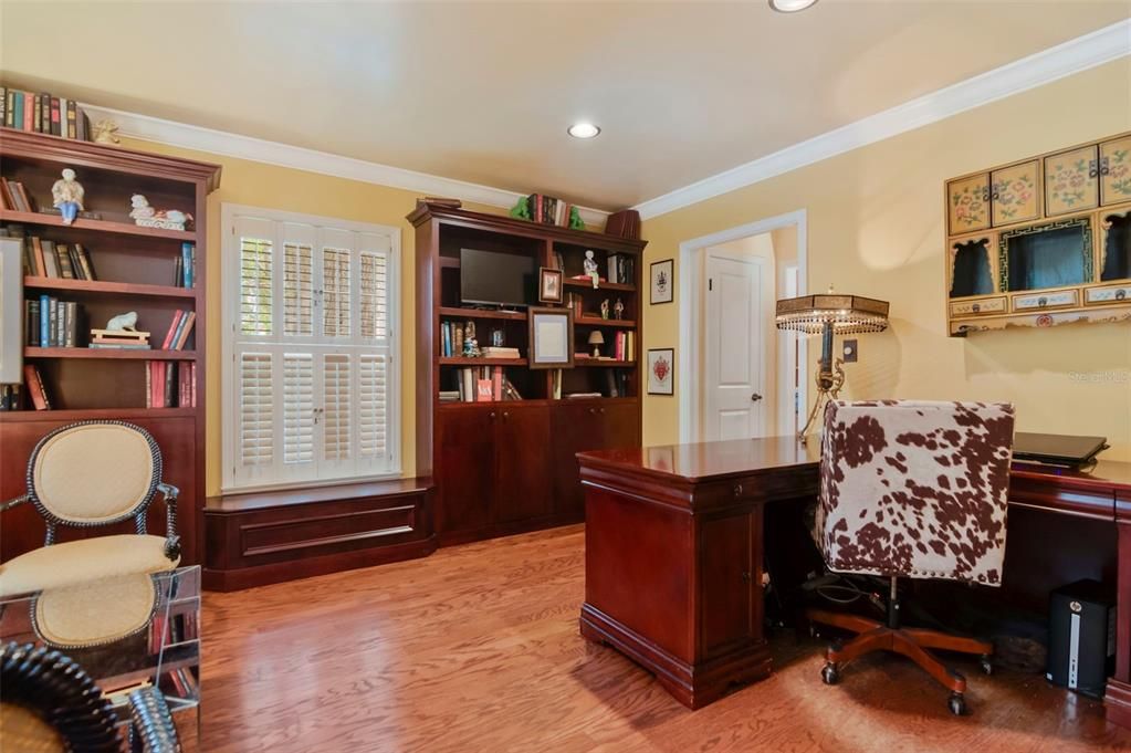 En Venta: $1,200,000 (4 camas, 2 baños, 2544 Pies cuadrados)