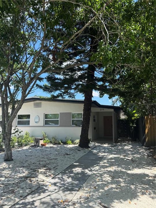 En Venta: $525,000 (4 camas, 0 baños, 1736 Pies cuadrados)