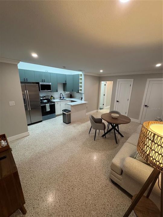 En Venta: $525,000 (4 camas, 0 baños, 1736 Pies cuadrados)