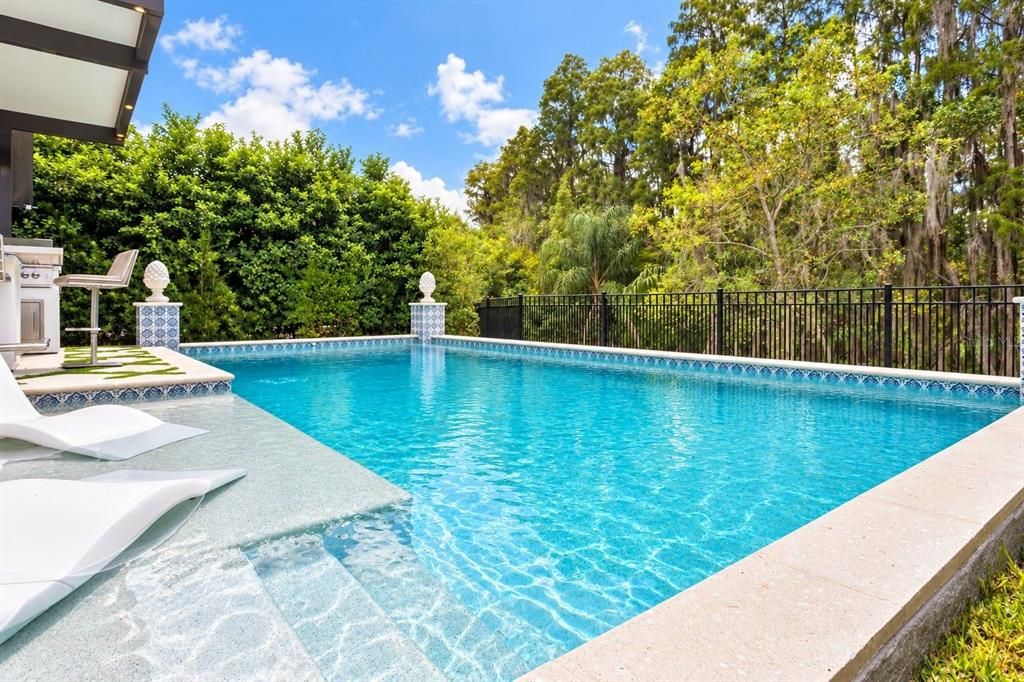 En Venta: $725,000 (4 camas, 3 baños, 2509 Pies cuadrados)