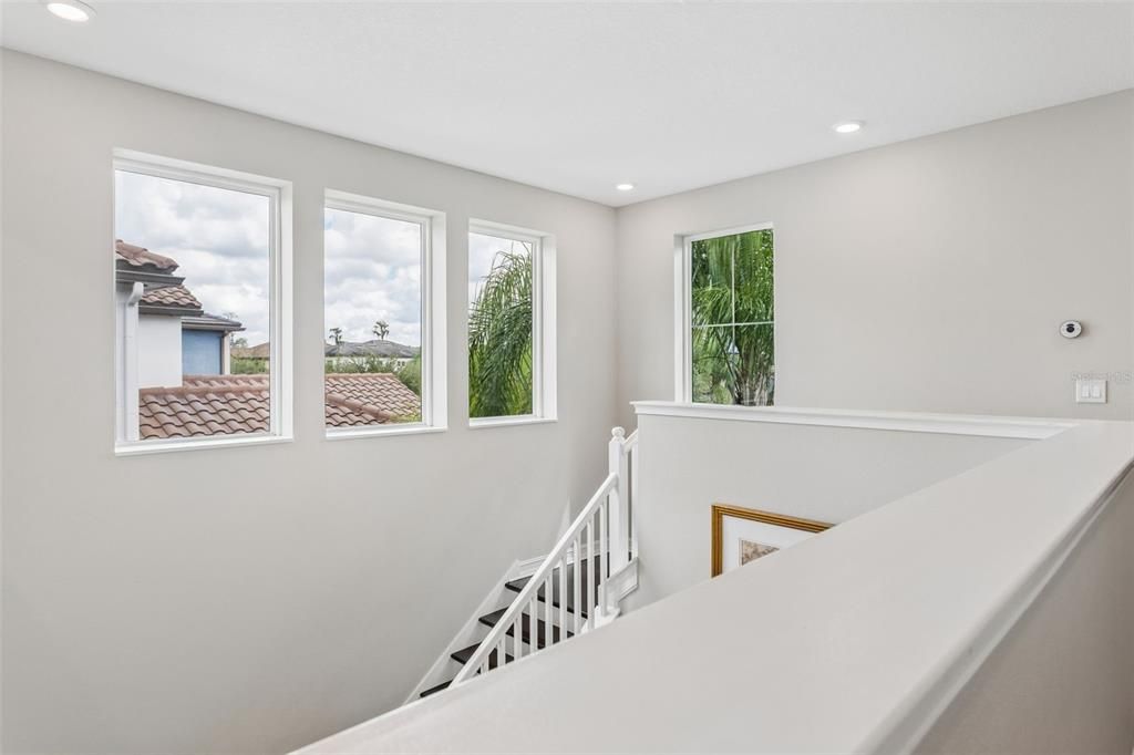 En Venta: $725,000 (4 camas, 3 baños, 2509 Pies cuadrados)
