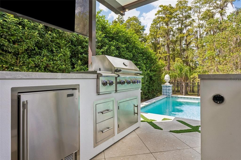 En Venta: $725,000 (4 camas, 3 baños, 2509 Pies cuadrados)