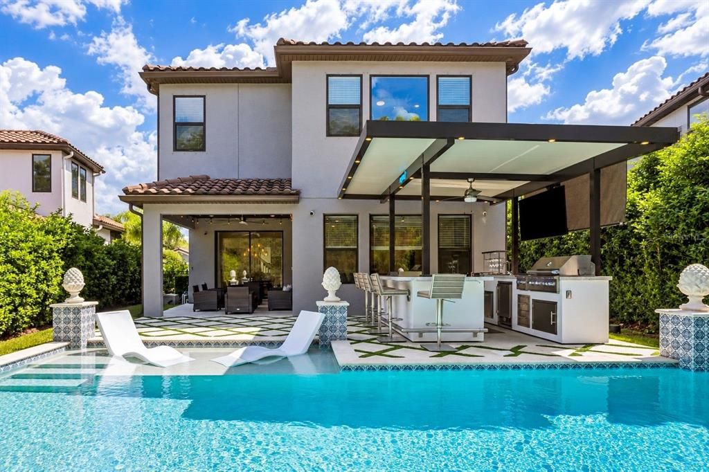 En Venta: $725,000 (4 camas, 3 baños, 2509 Pies cuadrados)
