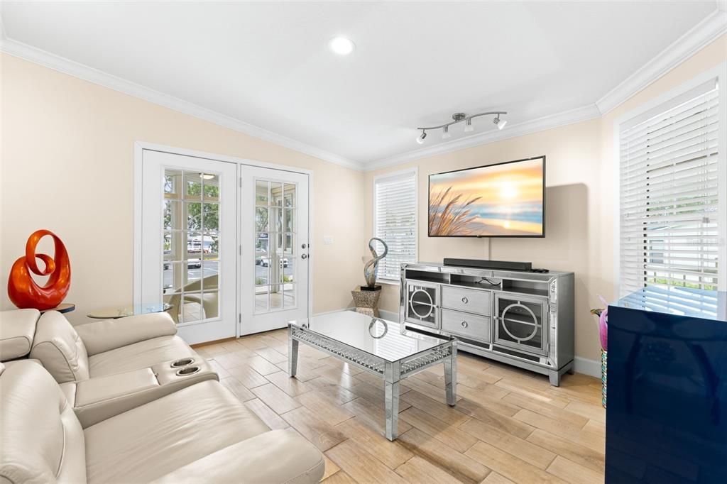 For Sale: $450,000 (2 beds, 2 baths, 2358 Square Feet)