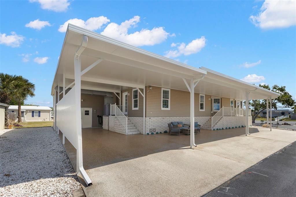 For Sale: $450,000 (2 beds, 2 baths, 2358 Square Feet)