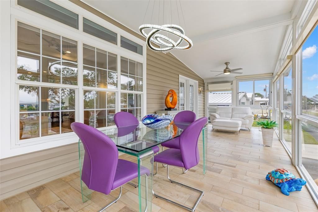 For Sale: $450,000 (2 beds, 2 baths, 2358 Square Feet)