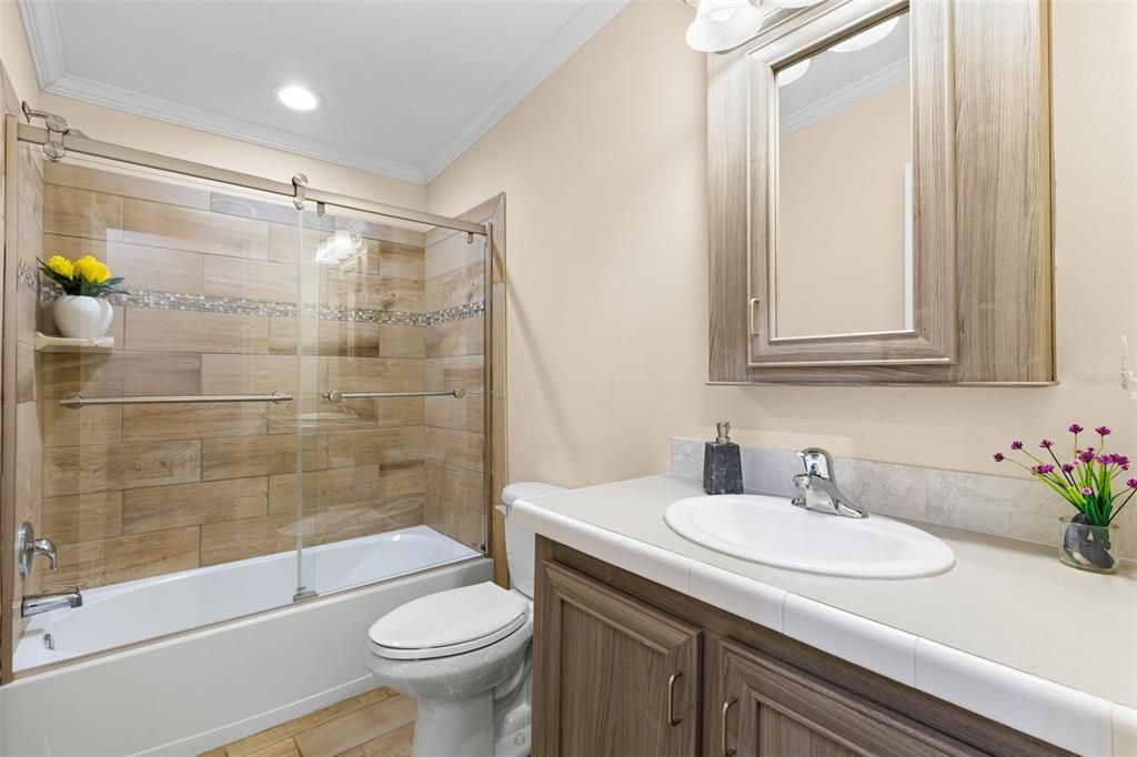 For Sale: $450,000 (2 beds, 2 baths, 2358 Square Feet)
