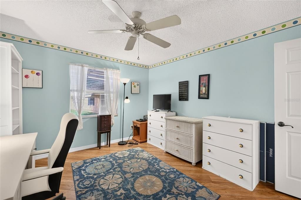 For Sale: $315,000 (3 beds, 2 baths, 1527 Square Feet)