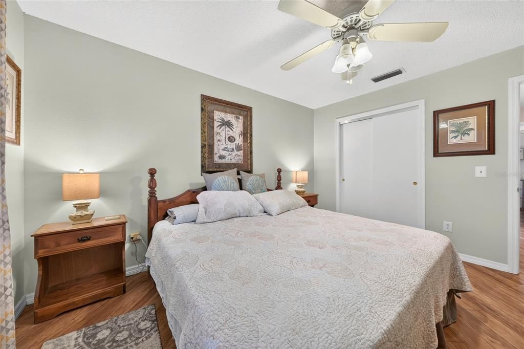 For Sale: $315,000 (3 beds, 2 baths, 1527 Square Feet)