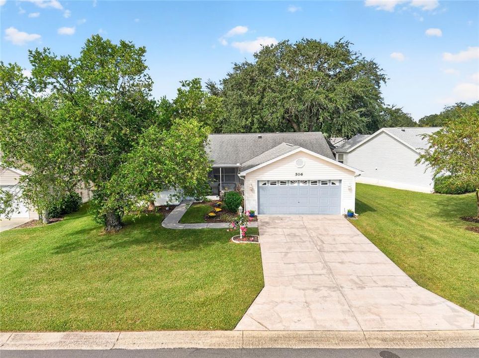 For Sale: $315,000 (3 beds, 2 baths, 1527 Square Feet)