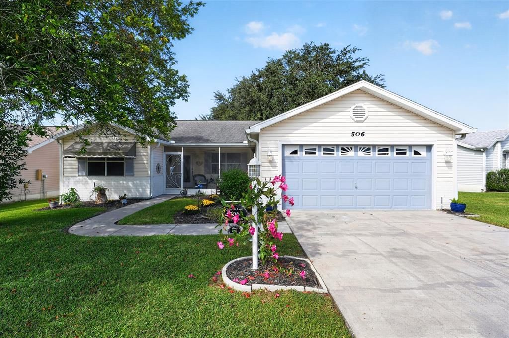 For Sale: $315,000 (3 beds, 2 baths, 1527 Square Feet)
