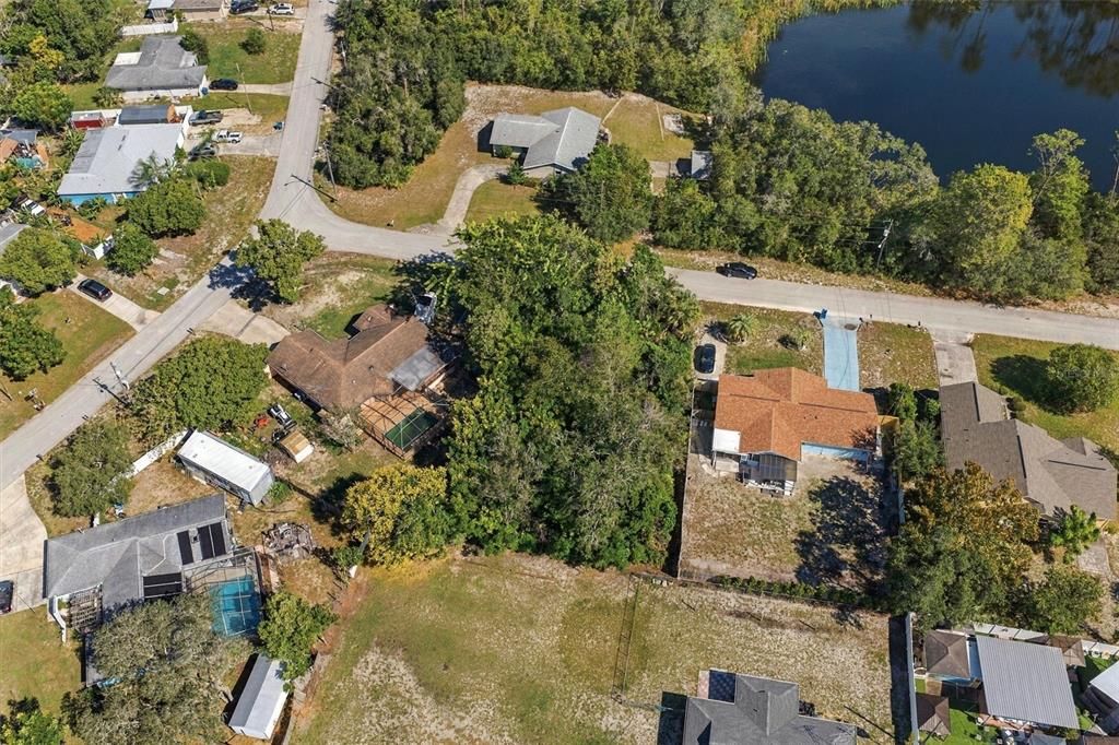На продажу: $60,000 (0.23 acres)
