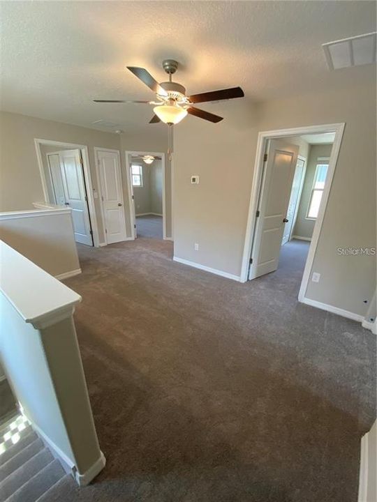 В аренду: $2,600 (4 спален, 2 ванн, 2073 Квадратных фут)