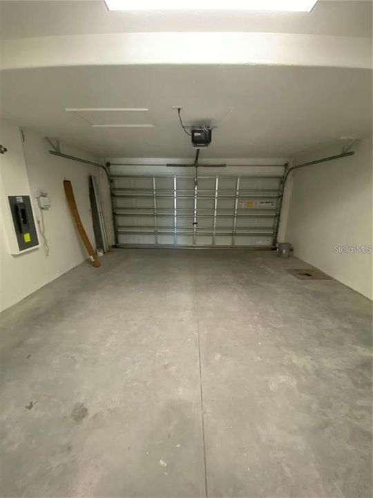 В аренду: $2,600 (4 спален, 2 ванн, 2073 Квадратных фут)