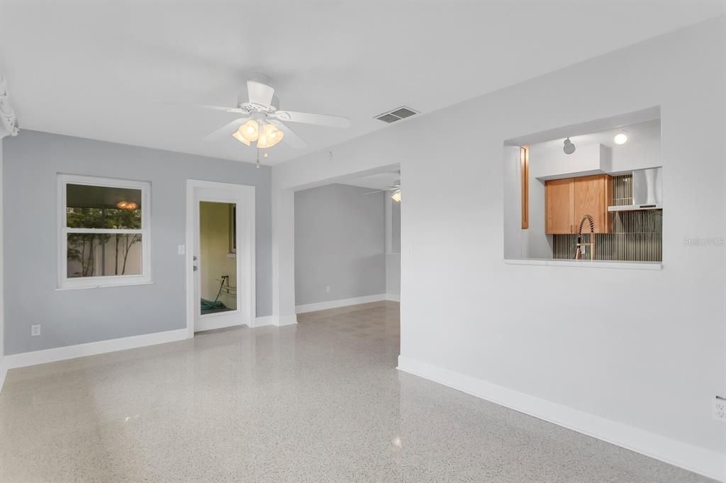 For Sale: $559,000 (3 beds, 2 baths, 1506 Square Feet)
