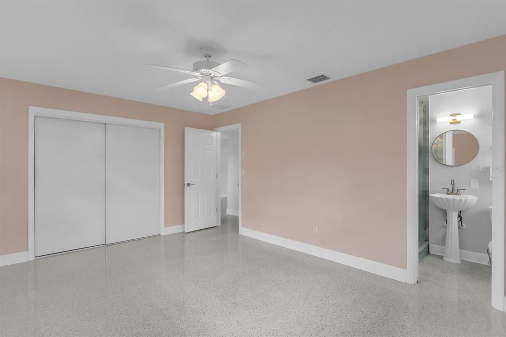For Sale: $559,000 (3 beds, 2 baths, 1506 Square Feet)