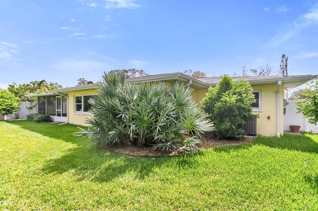 For Sale: $559,000 (3 beds, 2 baths, 1506 Square Feet)