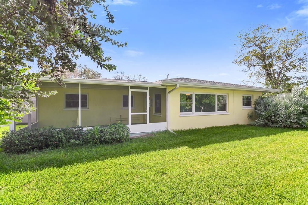 For Sale: $559,000 (3 beds, 2 baths, 1506 Square Feet)