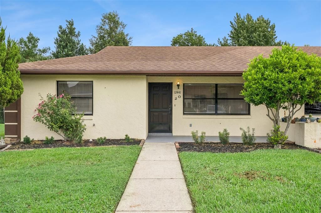 En Venta: $198,500 (2 camas, 2 baños, 986 Pies cuadrados)