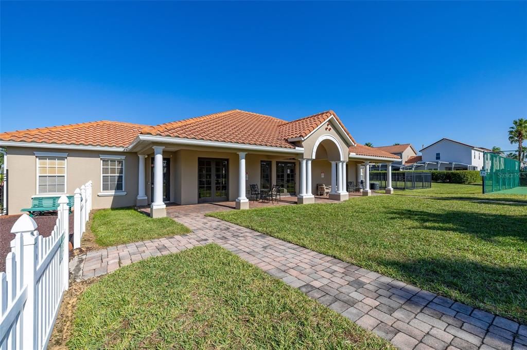En Venta: $355,000 (3 camas, 2 baños, 1373 Pies cuadrados)