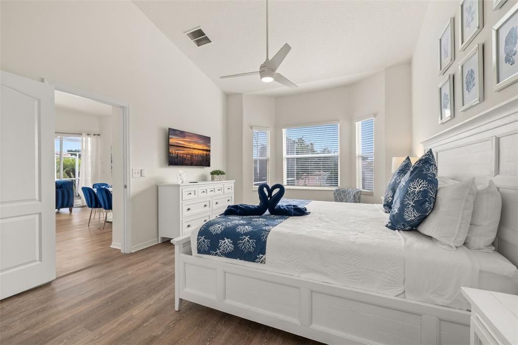 En Venta: $355,000 (3 camas, 2 baños, 1373 Pies cuadrados)